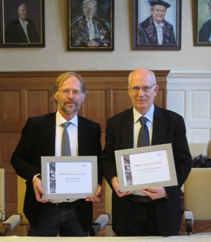 Prof. Schomaker (right) and Prof. Herber (left) after receiving this year's IBM Faculty Award
