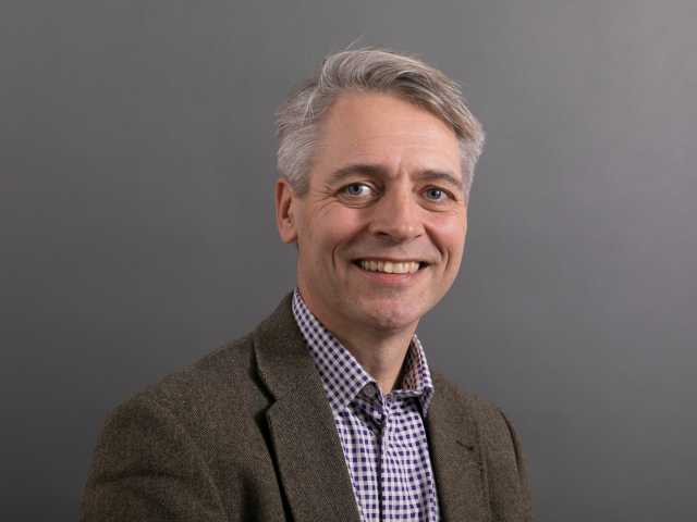 Prof. dr. Erik Buskens