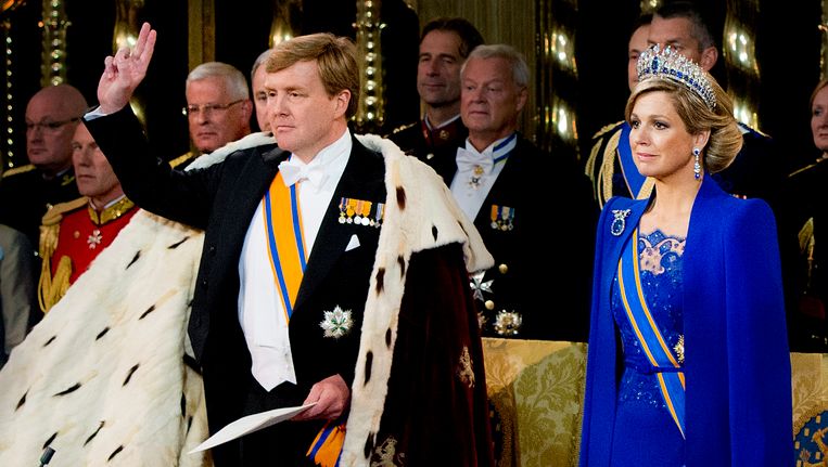 Get's to dress up fancy sometimes - The King during his inauguration in 2013