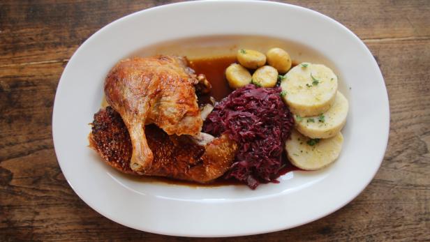 German Duck > Peking Duck