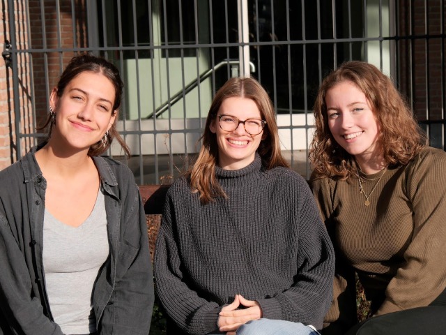 From left to right: Luna, Tess, and Sophie