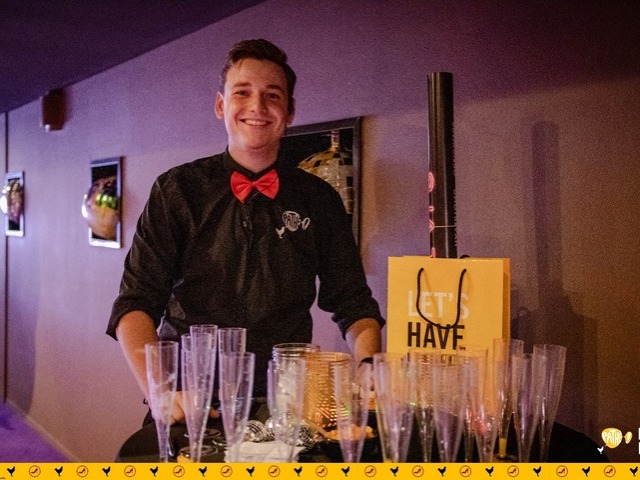 Bart working at Path&eacute;.