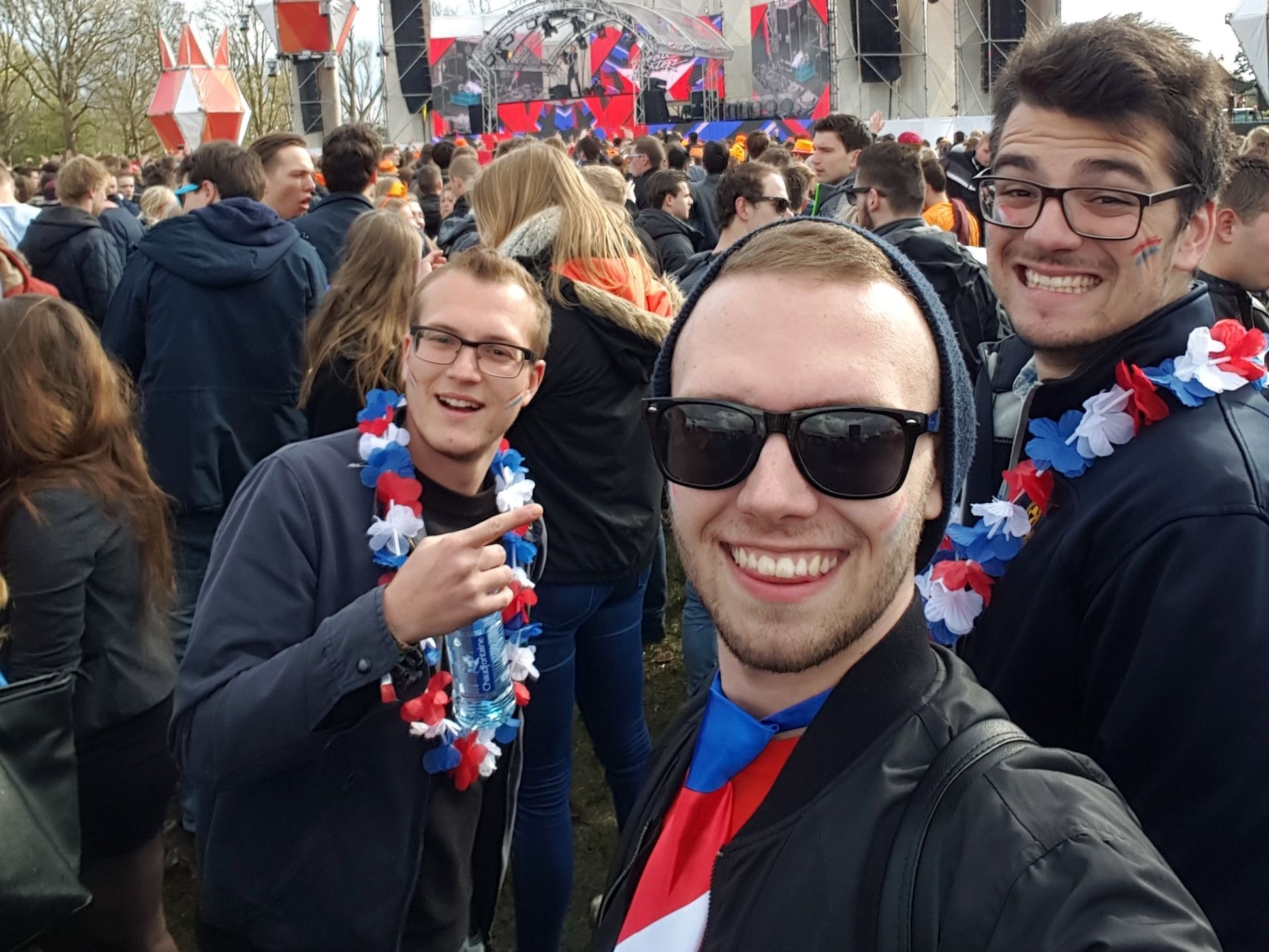 A true Dutch party - King's Day in Rotterdam