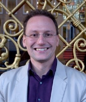 Prof. Mr. Dr. Lorenzo Squintani