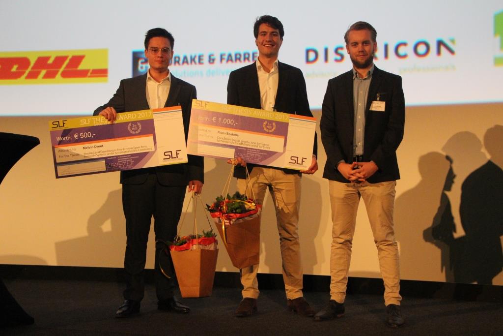Vlnr: Martin Drent (tweede in de verkiezing), Floris Boekema en Thomas Kenbeek, de winnaar van vorig jaarMartin Drent (tweede in de verkiezing), Floris Boekema en Thomas Kenbeek, de winnaar van vorig jaar (from left to right)