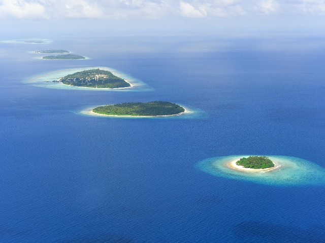 one way to map the patterns of rivalry is to look for groups of firms that are pursuing similar strategies. 