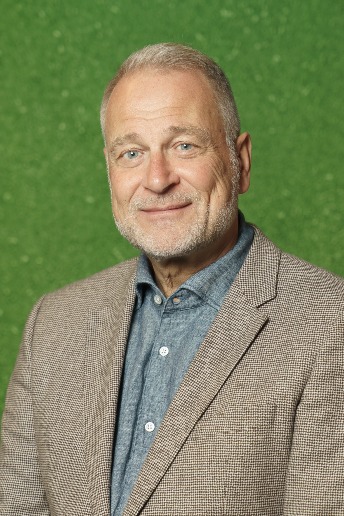 Drs. John de Groot Managing director Portefeuillehouder middelen