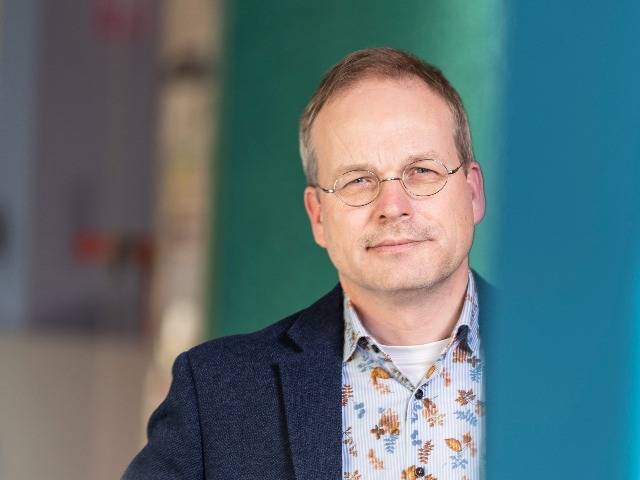 Professor Durk-Jouke van der Zee (photo: Reyer Boxem)