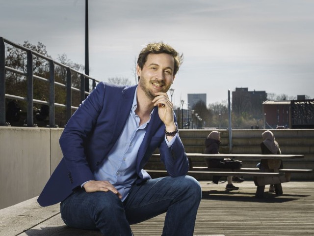 Assistant Professor Amaury de Vicq de Cumptich