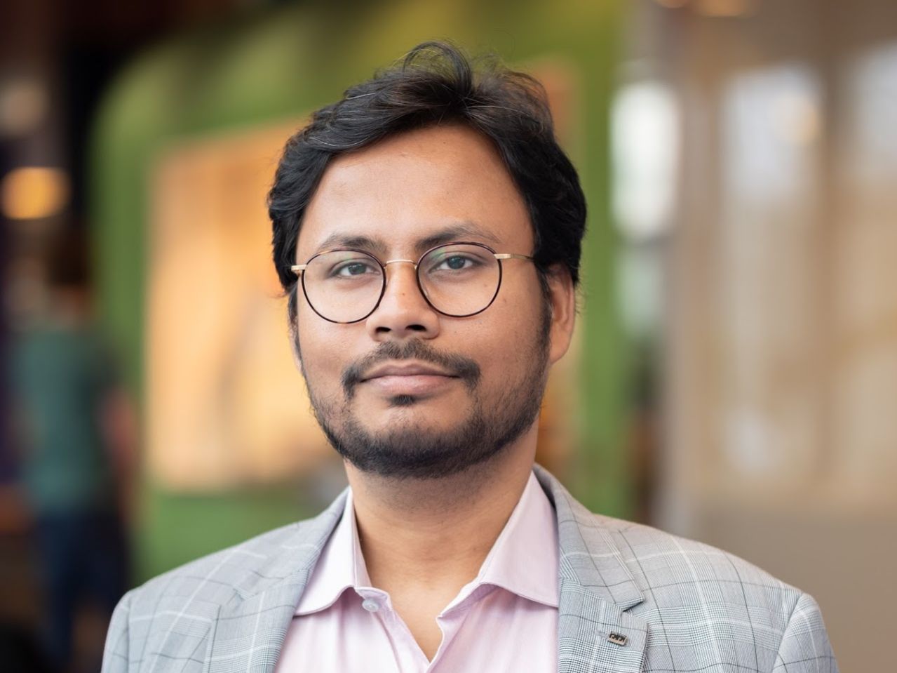 Assistant Professor in Economics Swarnodeep Homroy
