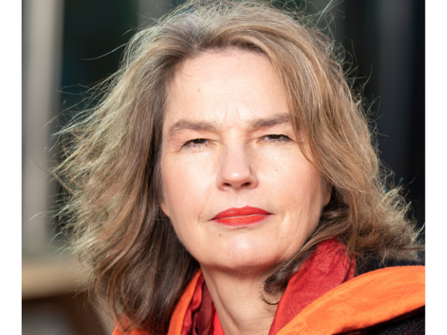 Professor Ulrike Schultze