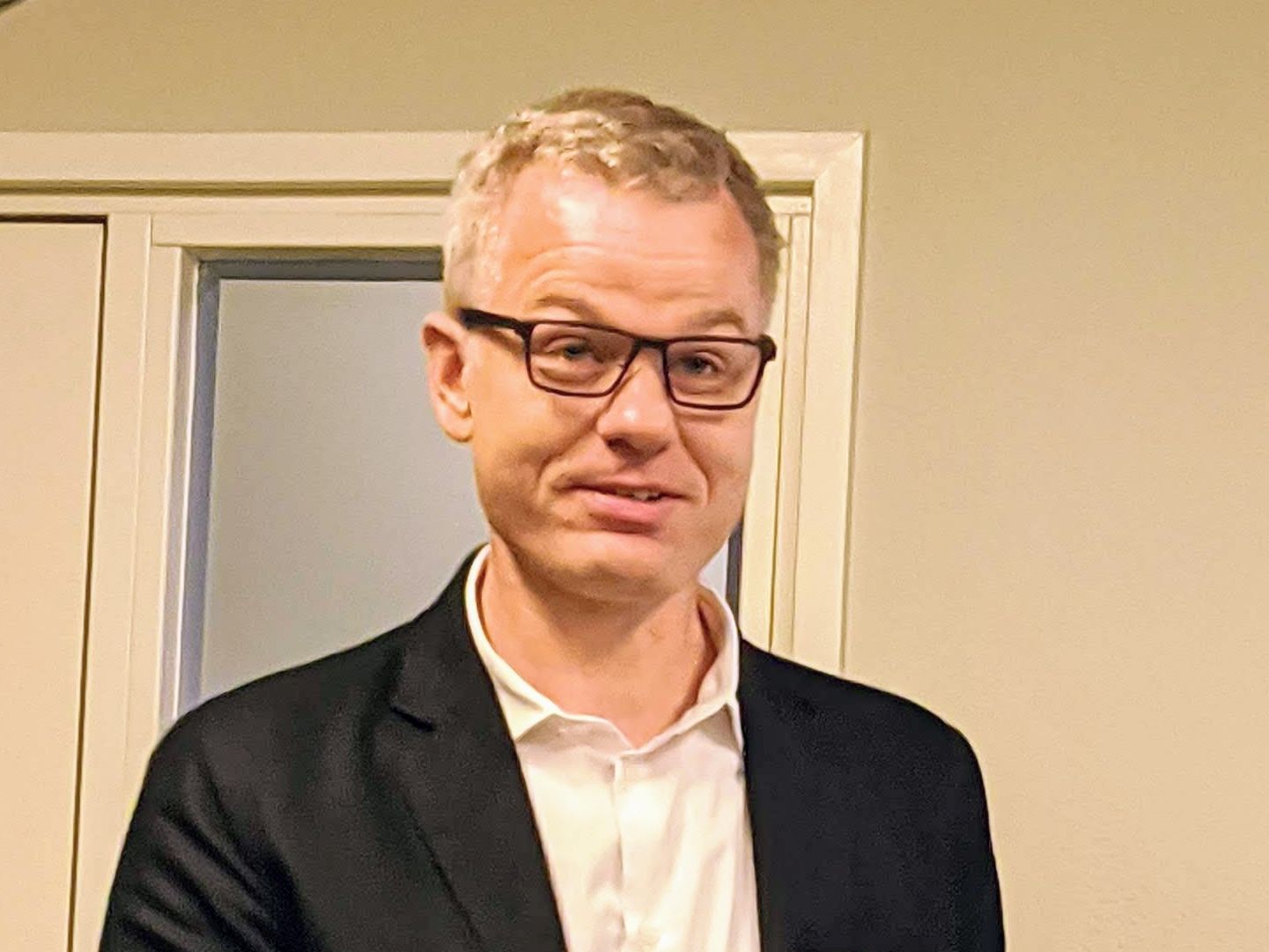 Andreas Lange is a professor of economics at the University of Hamburg and the Co-Editor-in-Chief for the Journal of Environmental Economics and Management