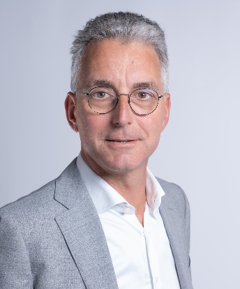 Professor Peter Verhoef