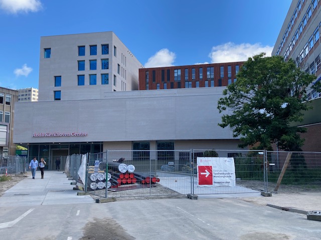 Entrance to the Anda Kerkhoven Centre