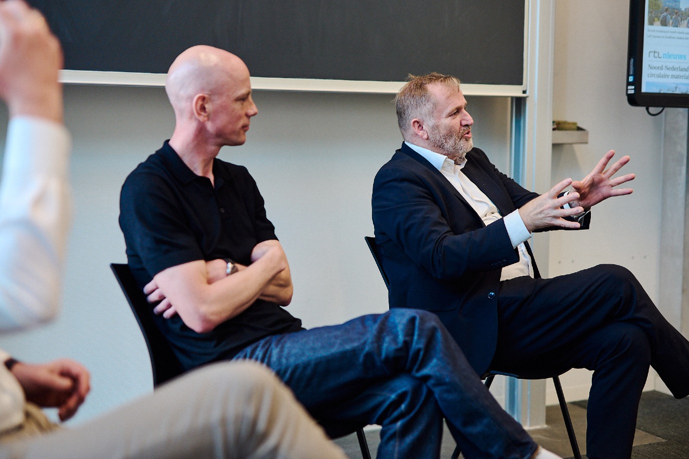 Debate on transmission into innovation