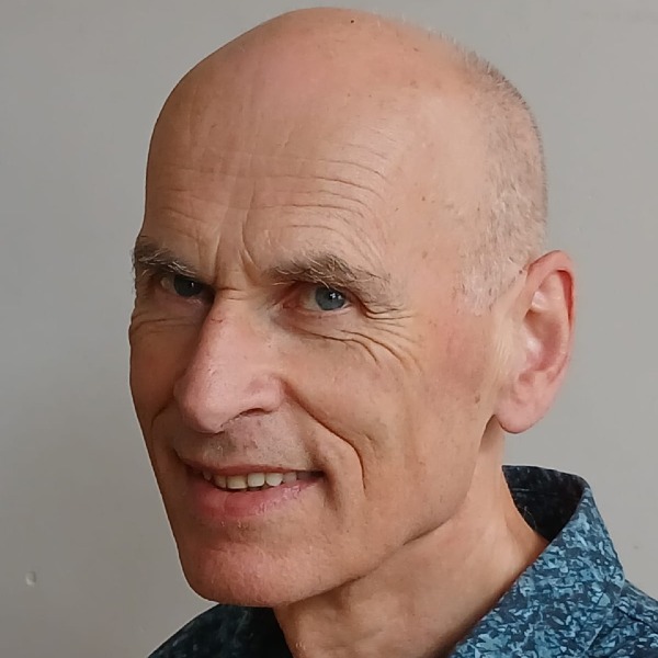 Arjan van der Schaft ontvangt IEEE Control Systems Award
