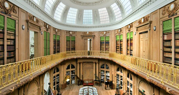 Oval Hall Teylers Museum - picture by Kees Hageman