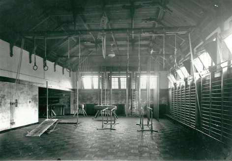 gymzaal in de jaren 30..... nu de Bladegroenzaal.