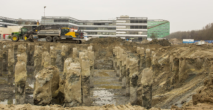 Funderingspalen van de Feringa BuildingFoundation piles of the Feringa Building