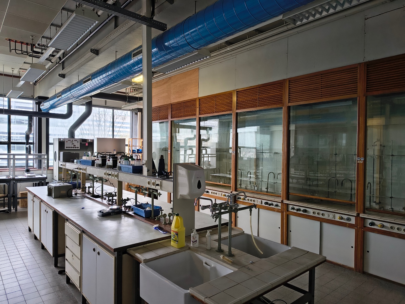 Vernieuwde labfaciliteiten in bouwdeel 5114