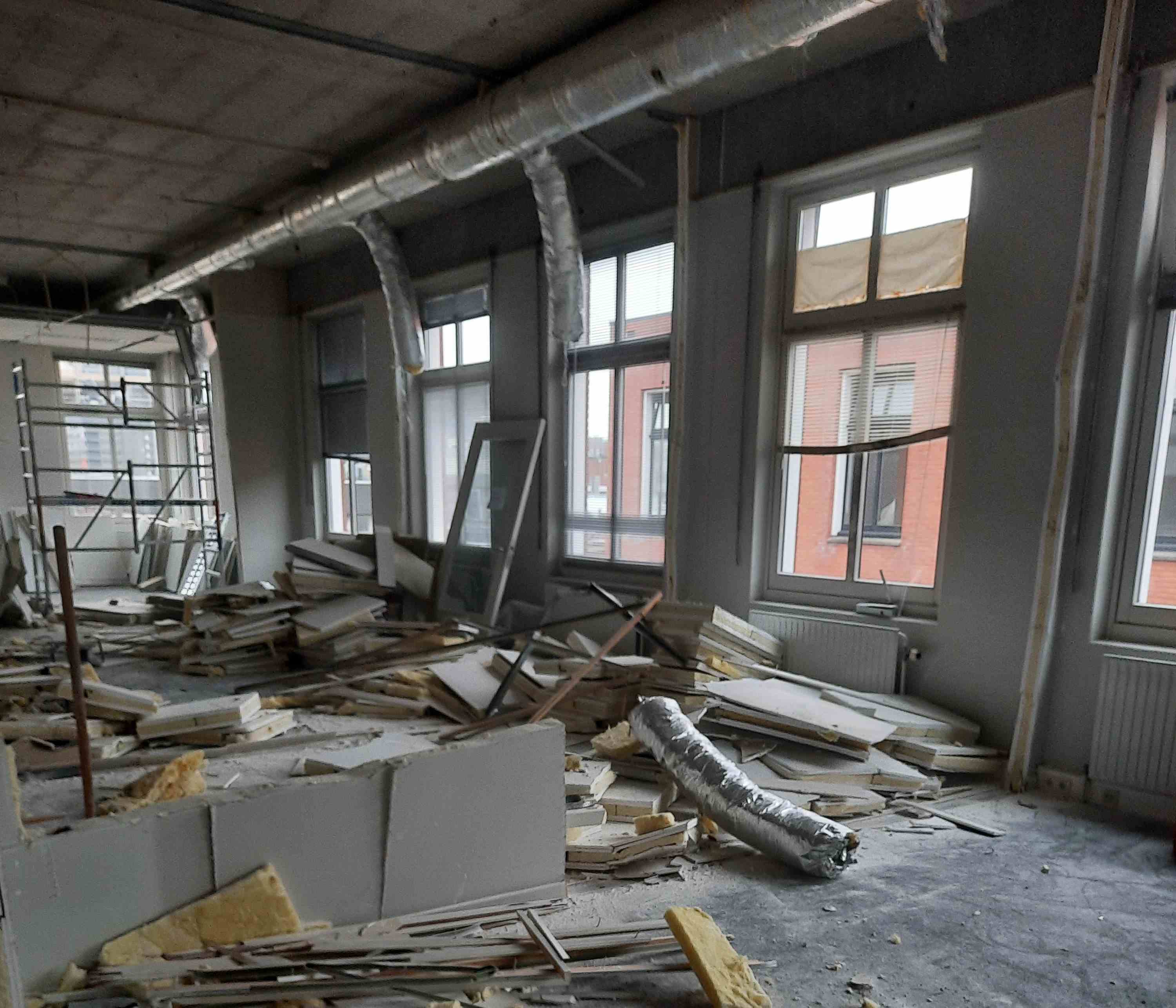 Gestart met interne sloopwerkzaamhedenStarted internal demolition work