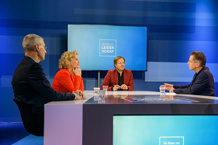 Janka Stoker en Harry Garretsen in de Talkshow De Staat van Leiderschap, editie 2021Janka Stoker and Harry Garretsen in the Talk show De State of leadership, edition 2021