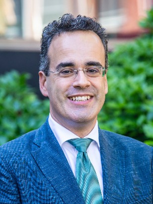 Prof. dr. A. (Thony) Visser