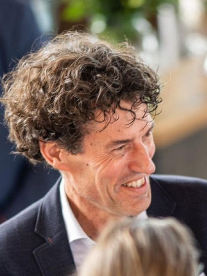Prof. Ronald Stolk