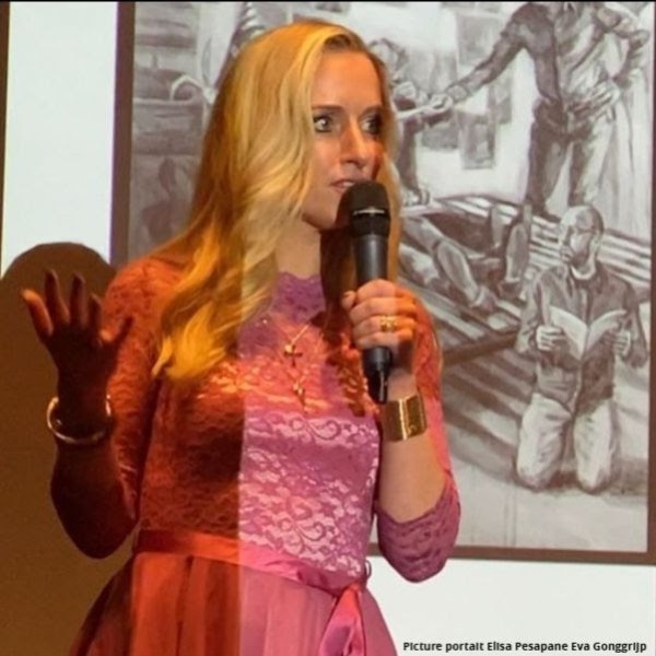 Art dialogue: About the reception of the Classics with Artist in Residence Elisa Pesapane