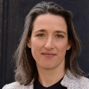 Dr. Maartje van Gelder  