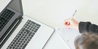Klantgerichte brieven en e-mails schrijven