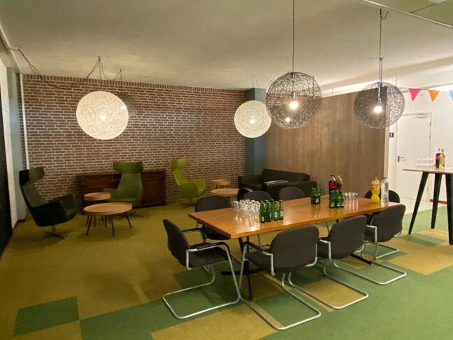 Opening Collaboratories