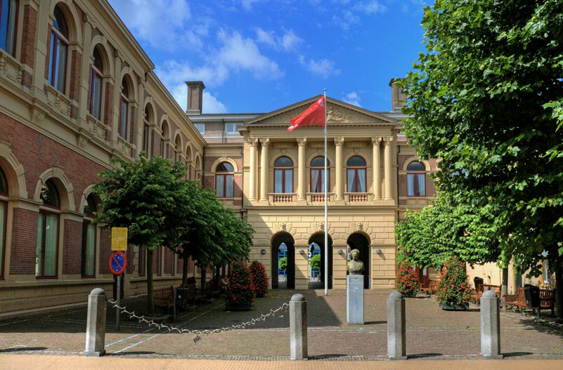 Hamoniegebouw, Faculteit der Letteren