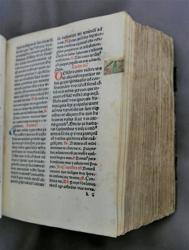 Inc. 55. Een bladwijzer gemaakt van een verlucht handschrift in een Romeins brevier.