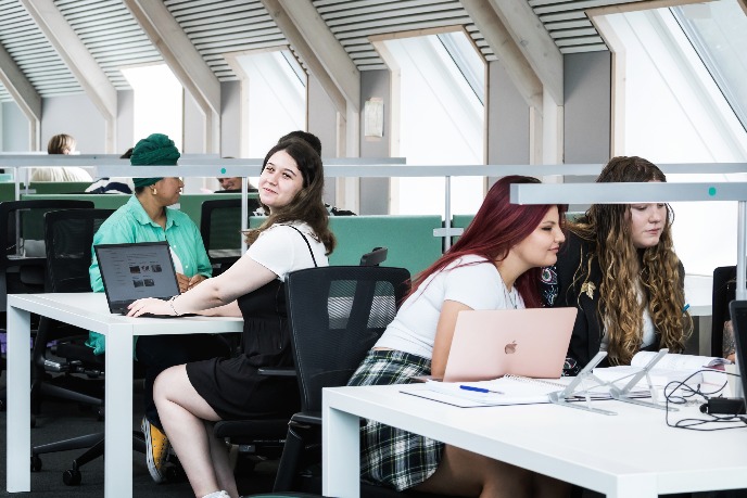 Studieplekken in de UB
