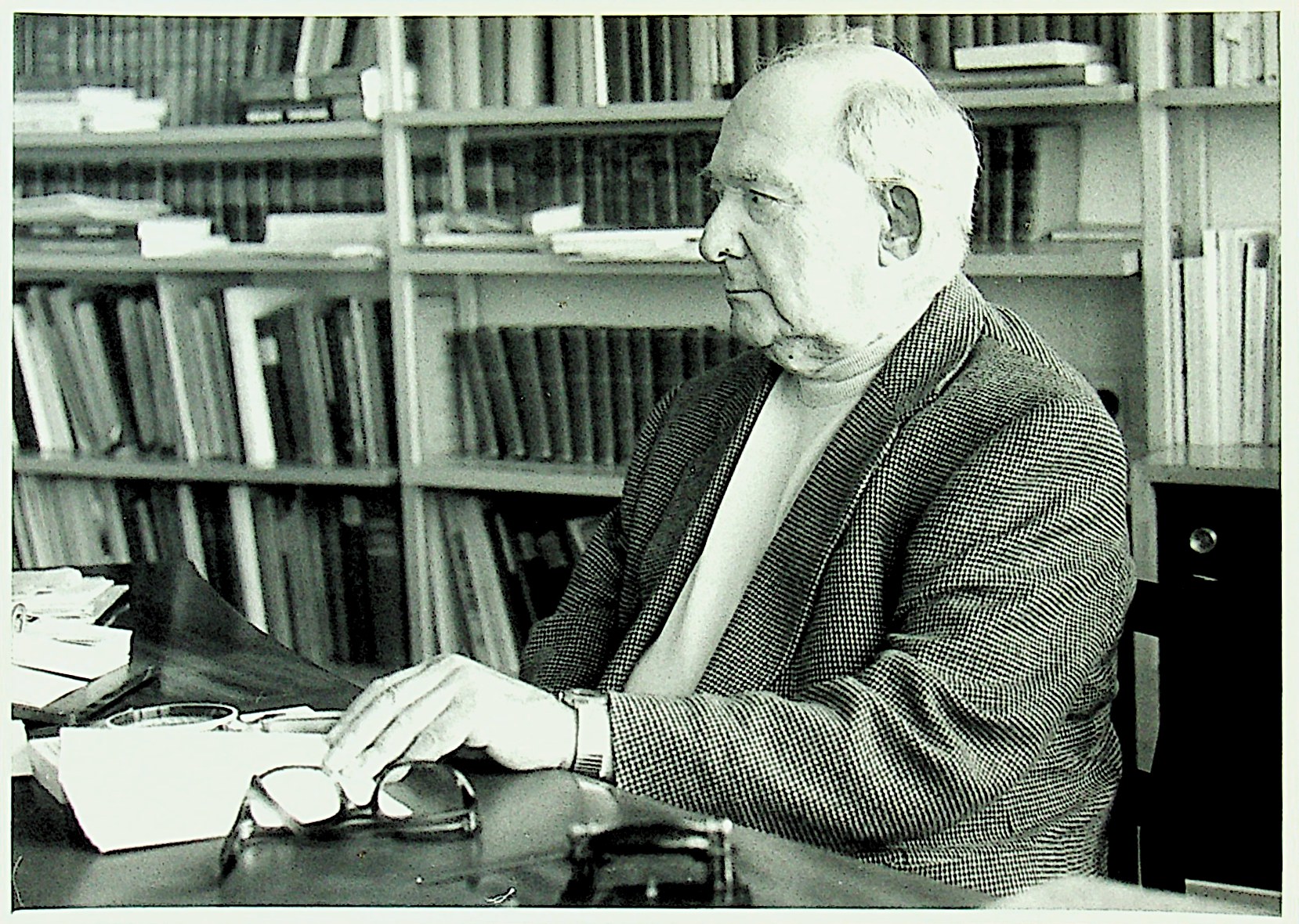 Plessner at a later age, in his home in Erlangen