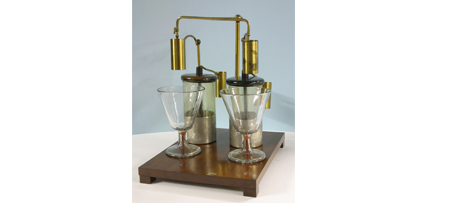 Elektrostatische generator of Kelvindruppelaar (vernoemd naar William Thomson, Lord Kelvin), 1875Electrostatic generator or Kelvin water dropper (named after William Thomson, Lord Kelvin), 1875