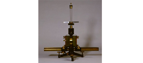 Galvanometer, gebruikt door prof. G. Heymans bij zijn onderzoekingen naar de 'Psycho-Galvanische Reflex' en thelepatieonderzoekGalvanometer used by prof. G. Heymans in his 'Psycho-Galvanic Reflex' research en thelepathy research