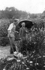 Jantine Tammes in de Hortus Botanicus van de Universiteit