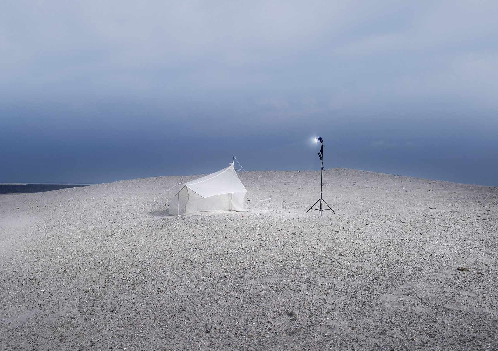 Eddo Hartmann - 'Malaise Trap'. Uit de fotoserie 'The Collective Landscape'.