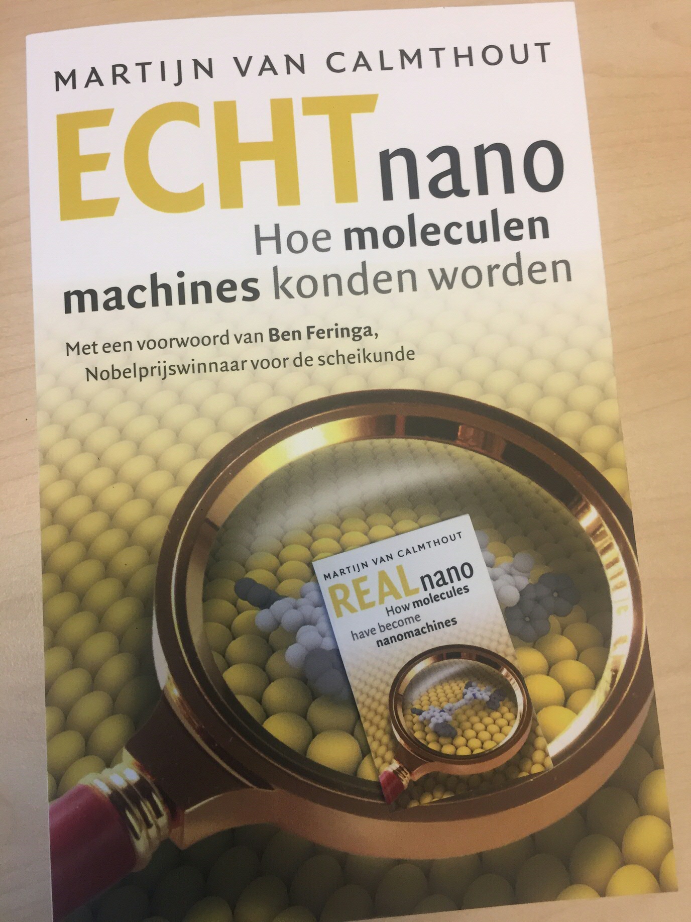 Cover van 'Echt Nano - Hoe moleculen machines konden worden'.
