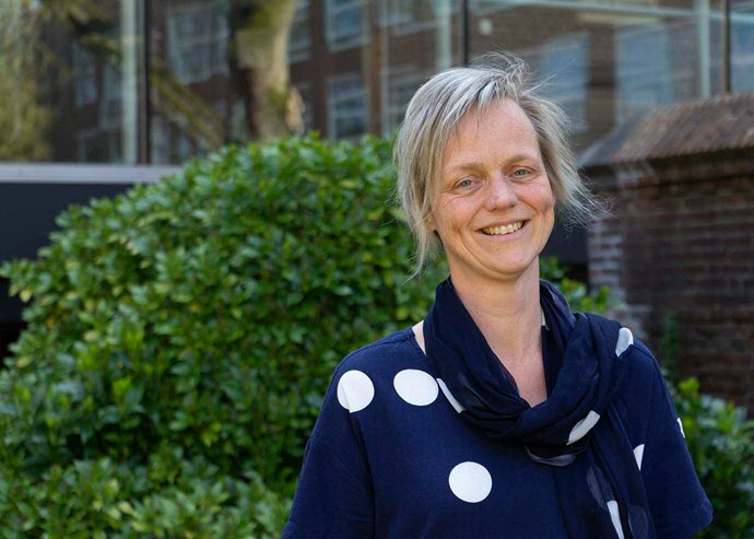 
						Testimonial van	Prof. Hanneke Muthert