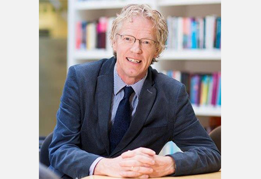 
						Testimonial van	Prof. Henk de Roest 