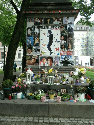 monument for michael jackson