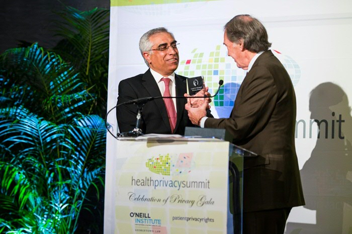 Professor Joe Cannataci receiving the Louis D. Brandeis Privacy award from US Senator Ed Markey