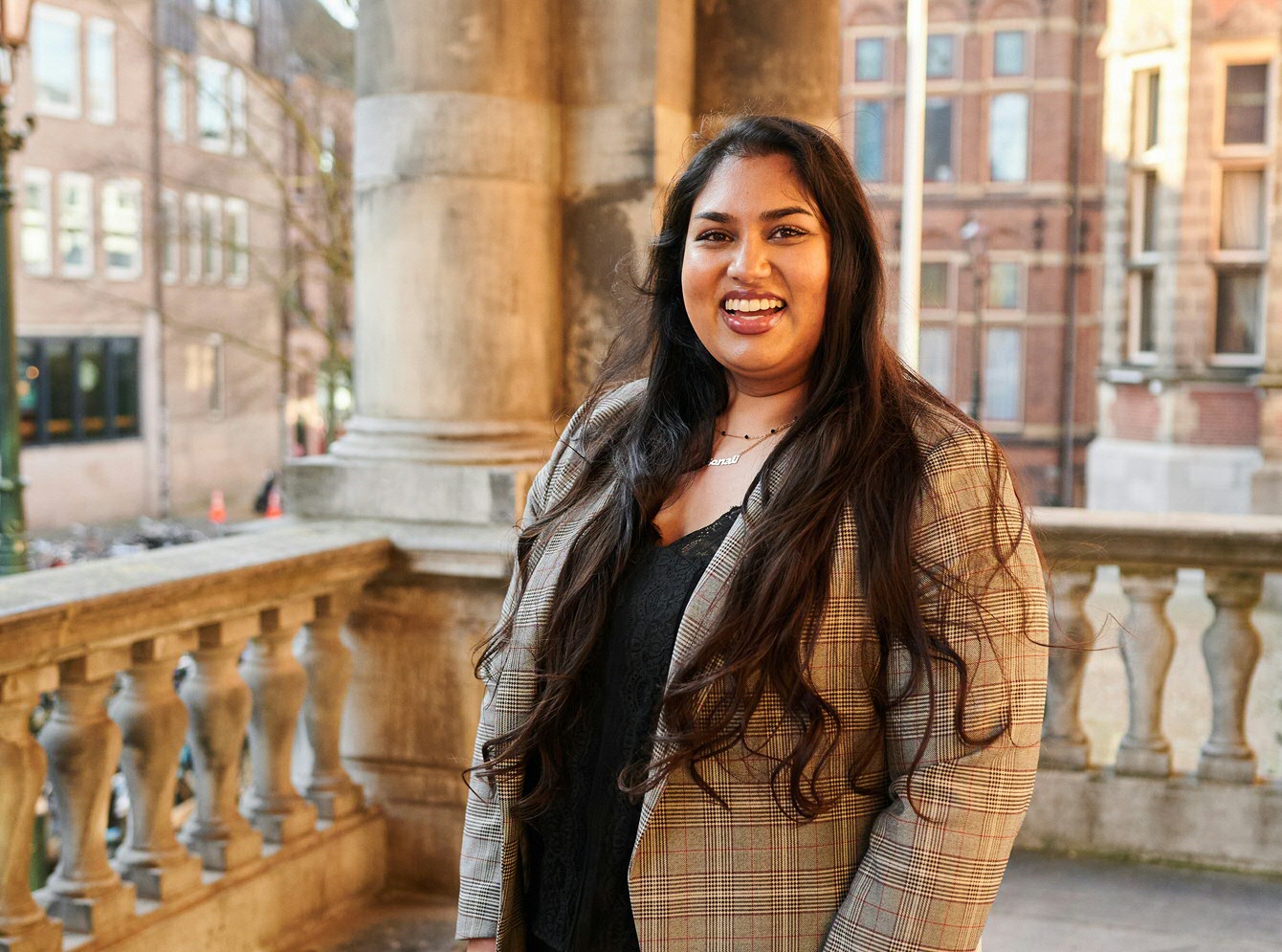 
						Testimonial van	Alumnus Sonali Maggan