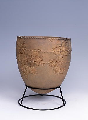 Pots like this 15,000-year-old vessel from Japan are among the world's earliest cookware