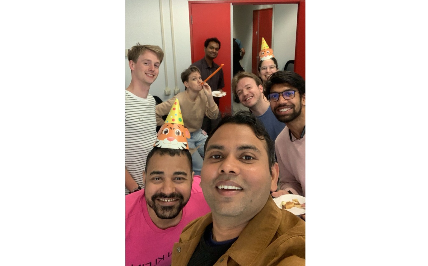 Natanael's birthday everyone is smiling, cake, BMBD, Sencilia