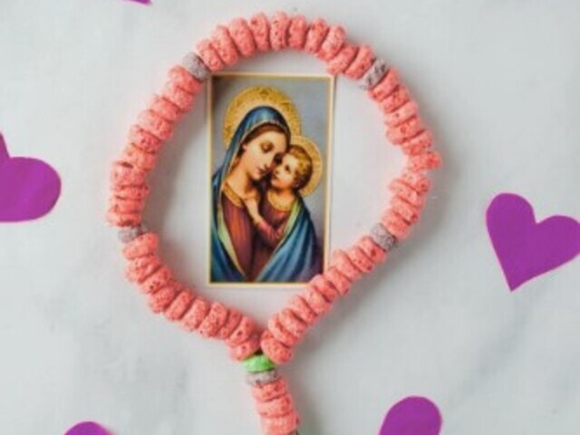 Credit: https://craftycatholicmoms.com/rosarycraftpreschoolers/