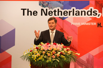 Dutch preminister gave a talk.